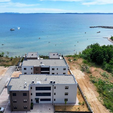 Deluxe Apartments Privlaka On The Sand المظهر الخارجي الصورة