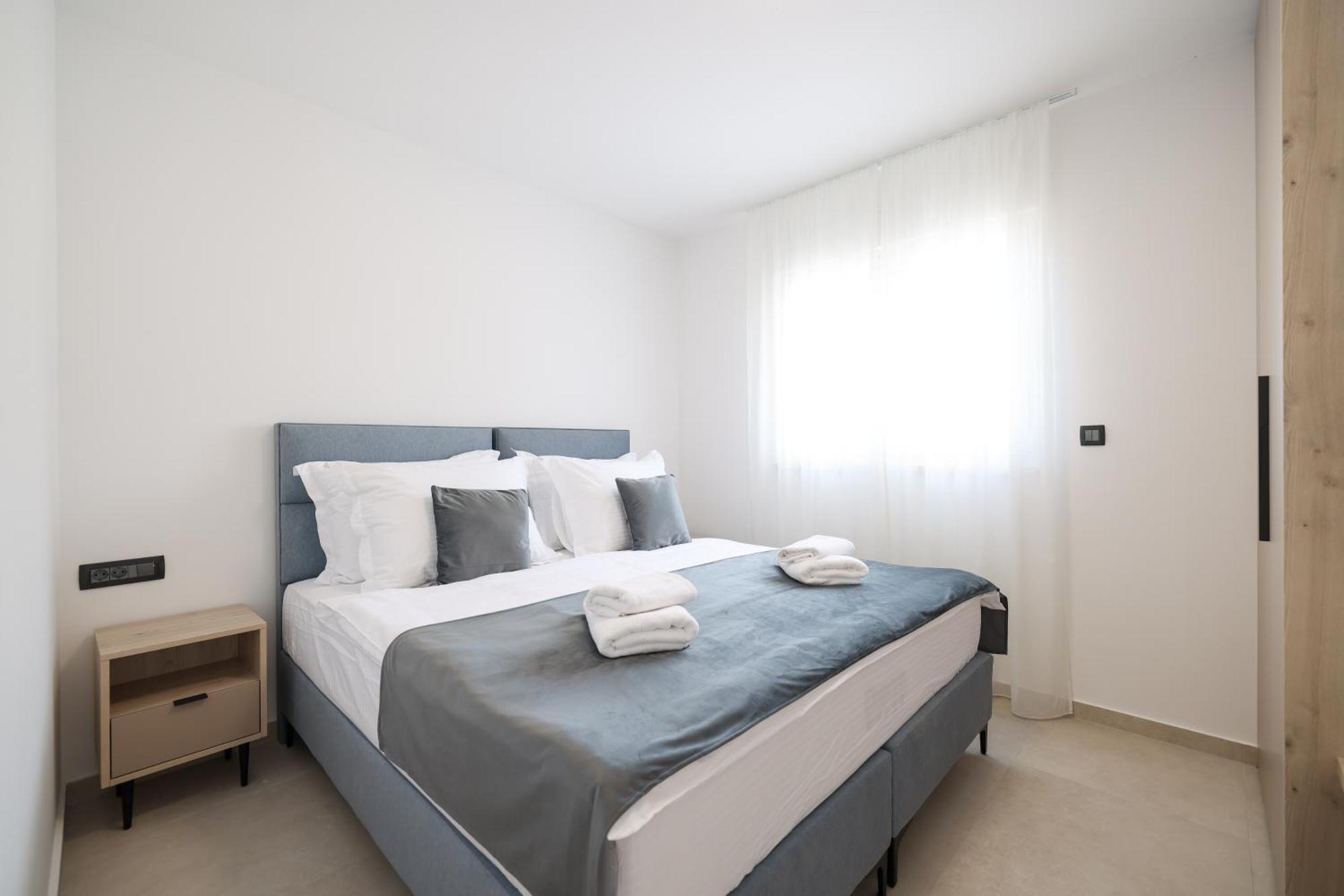 Deluxe Apartments Privlaka On The Sand الغرفة الصورة