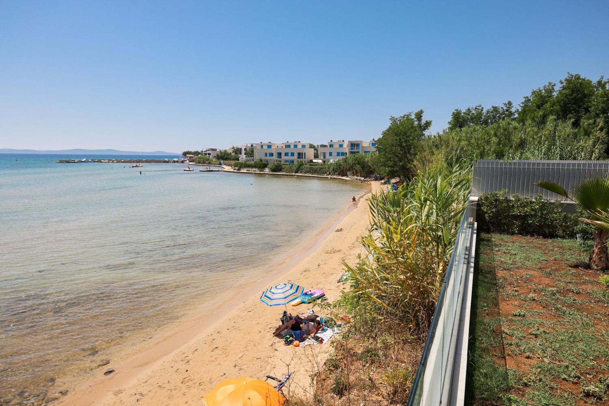Deluxe Apartments Privlaka On The Sand المظهر الخارجي الصورة